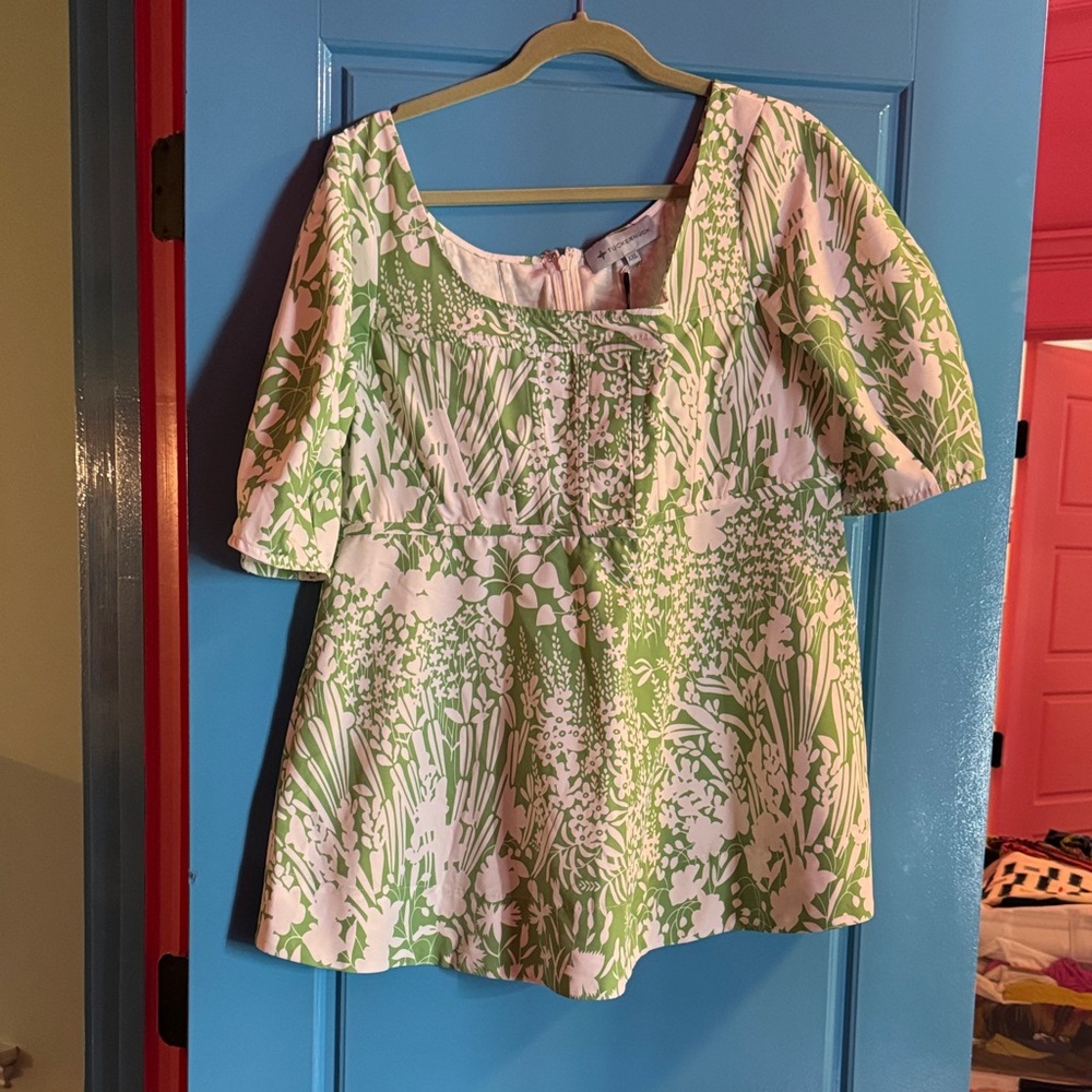 Tuckernuck Green and White Floral Blouse xxl